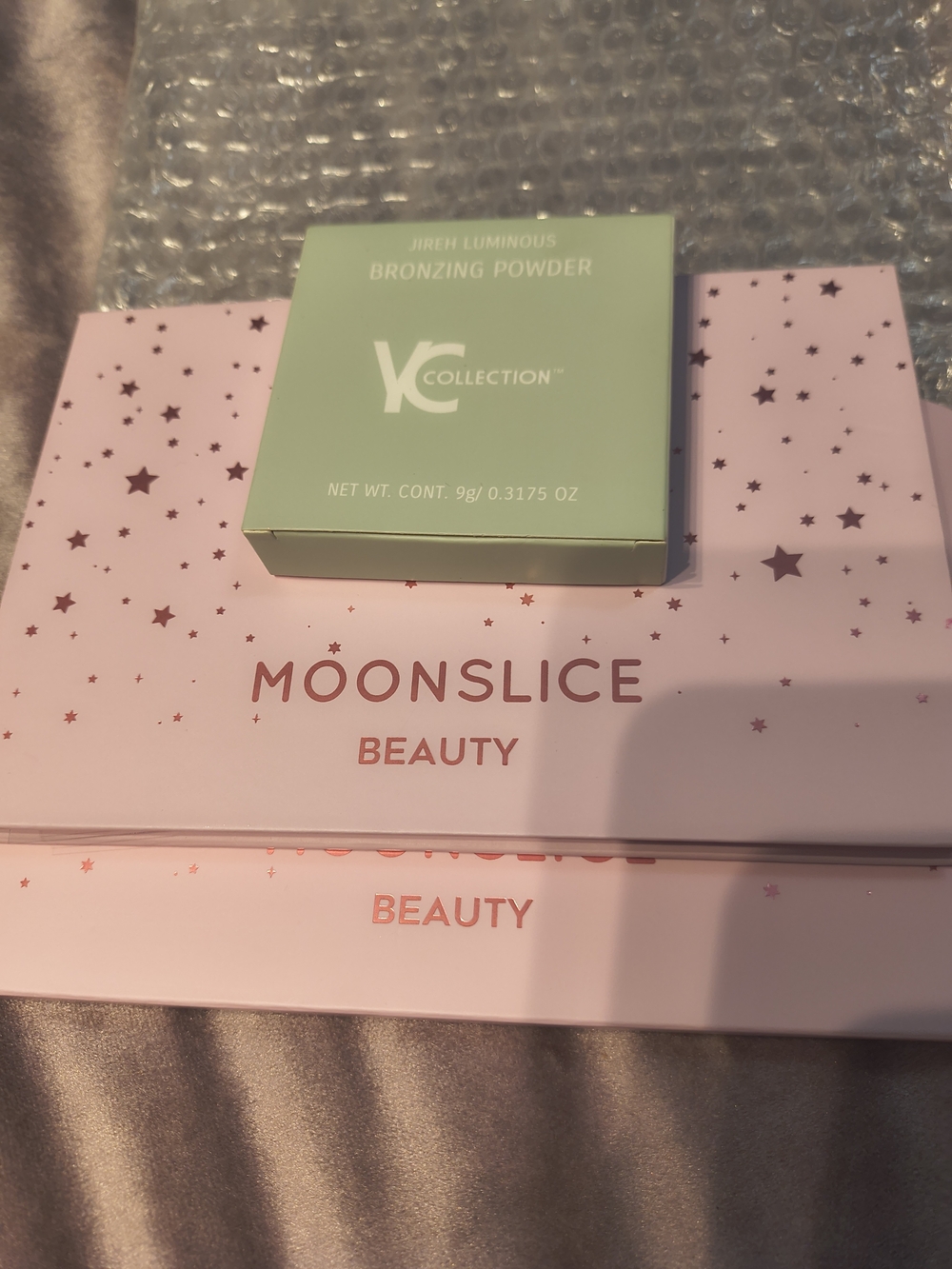 NY Collection Bronzing Powder Compact - Mint Green Case